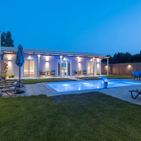 D&j Villa *
